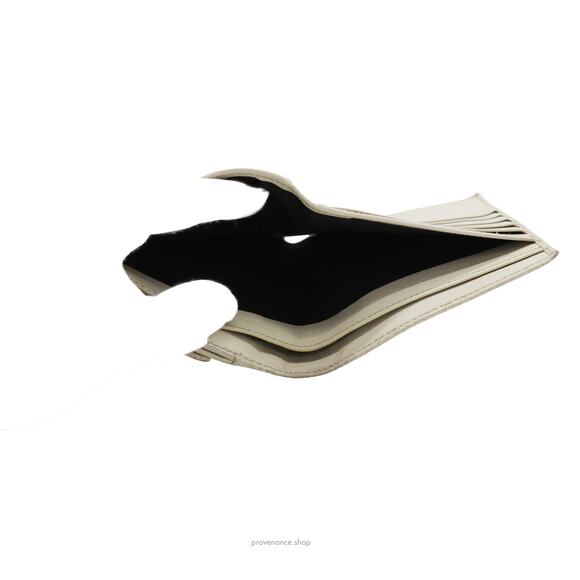 🔴 Gucci Trifold Wallet - Chalk Guccissima Leather - Picture 8 of 10